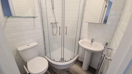 1 bedroom Studio flat to let in Victoria St, Dunstable, LU6