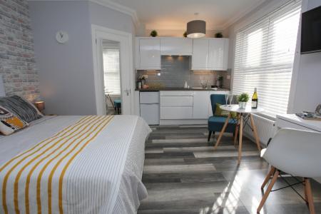 1 bedroom Studio flat to let in Victoria St, Dunstable, LU6