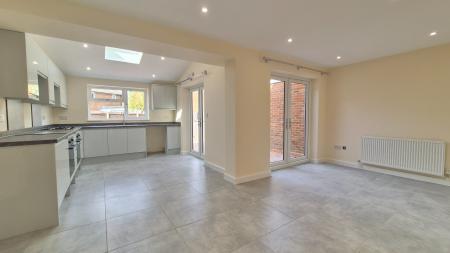 Gorham Way, Dunstable, LU5