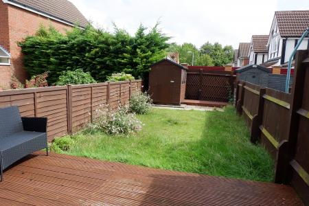 2 bedroom Terraced House to let in Tennyson Avenue, Houghton Regis, LU5