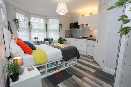 1 bedroom Studio flat to let in Victoria St, Dunstable, LU6