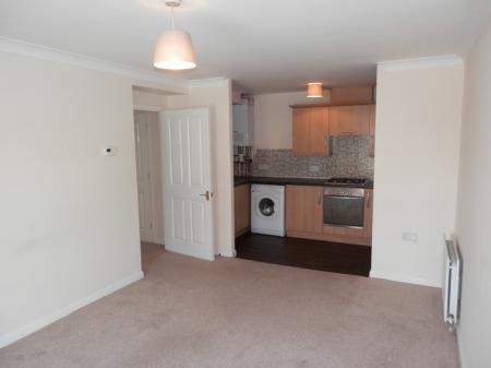 2 bedroom Flat to let in Church Street, Dunstable, LU5