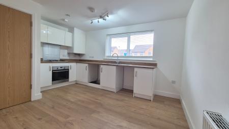 2 bedroom Flat to let in College Drive, Dunstable, LU5