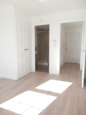 2 bedroom Flat to let in Limestone Grove, Houghton Regis, LU5