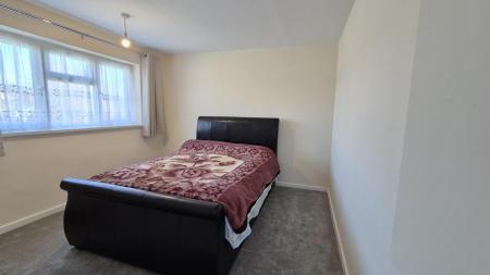 2 bedroom Semi-detached house to let in Manor Park, Houghton Regis, LU5