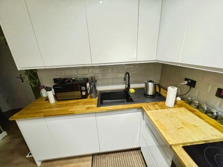 1 bedroom Flat to let in The Parklands
