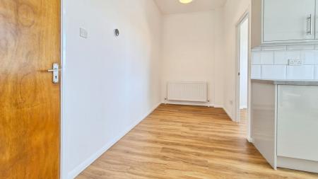 1 bedroom Flat to let in West Street, Dunstable, LU6