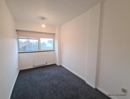 5 bedroom Terraced House to let in The Cedars, Dunstable, LU6