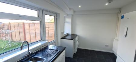 5 bedroom Terraced House to let in The Cedars, Dunstable, LU6