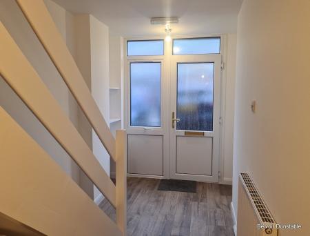 5 bedroom Terraced House to let in The Cedars, Dunstable, LU6