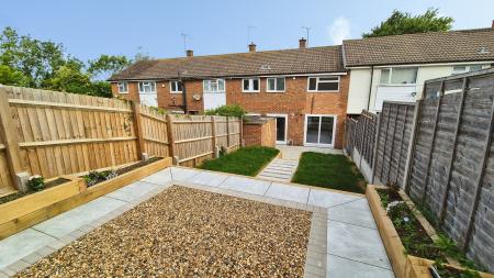 3 bedroom Terraced House to let in Thorn View, Houghton Regis