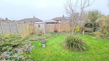 3 bedroom Bungalow to let in Langdale Road, Dunstable, LU6