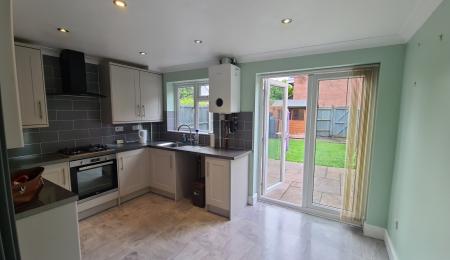 2 bedroom Terraced House to let in Longbrooke, Houghton Regis, LU5