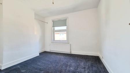 2 bedroom Terraced House to let in Britain Street, Dunstable, LU5