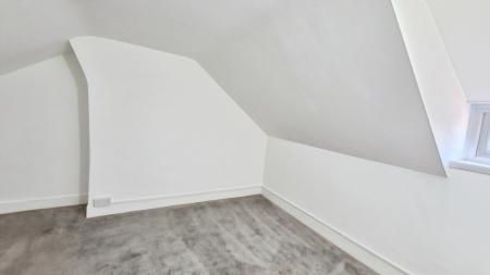 2 bedroom Terraced House to let in Britain Street, Dunstable, LU5