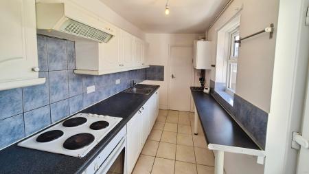 2 bedroom Terraced House to let in Britain Street, Dunstable, LU5