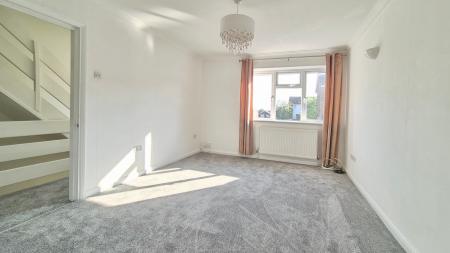 4 bedroom Terraced House to let in Beale Street, Dunstable, LU6