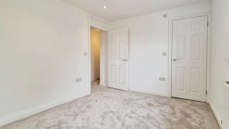 2 bedroom Terraced House to let in East Street, Leighton Buzzard, LU7