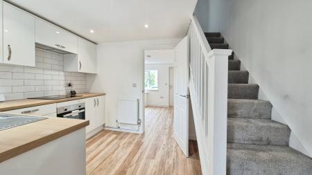 2 bedroom Terraced House to let in East Street, Leighton Buzzard, LU7