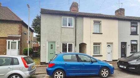 2 bedroom Terraced House to let in East Street, Leighton Buzzard, LU7