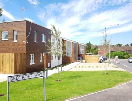 2 bedroom Flat to let in Maidenbower Avenue, Dunstable, LU6