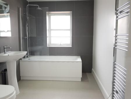 2 bedroom Flat to let in Maidenbower Avenue, Dunstable, LU6