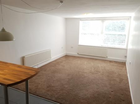 2 bedroom Flat to let in High Street South, Dunstable, LU6