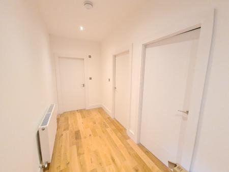 1 bedroom Flat to let in High Street South, Dunstable, LU6