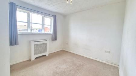 1 bedroom Flat to let in Index Drive, Dunstable, LU6