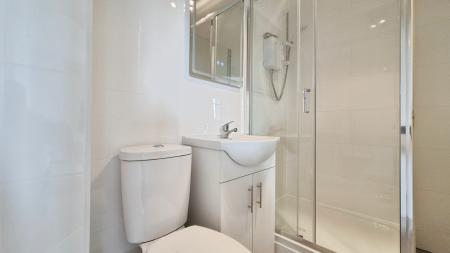 1 bedroom Flat to let in Index Drive, Dunstable, LU6