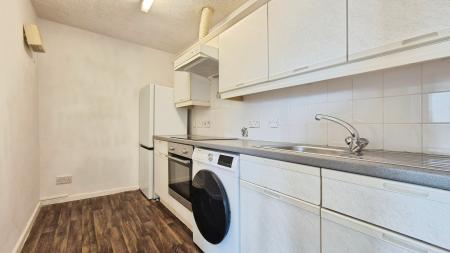 1 bedroom Flat to let in Index Drive, Dunstable, LU6