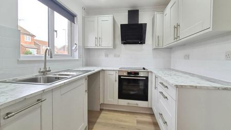 Conway Close, Dunstable, LU5