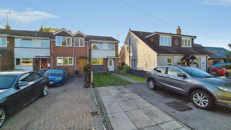 3 bedroom House to let in Northview Road, Dunstable, LU5