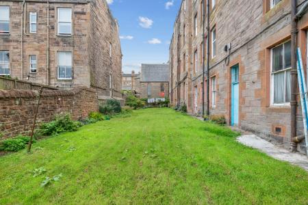 2 bedroom Flat for sale in Montpelier Park, Bruntsfield, Edinburgh, EH10