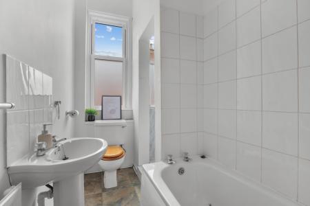 2 bedroom Flat for sale in Montpelier Park, Bruntsfield, Edinburgh, EH10