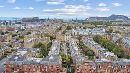 2 bedroom Flat for sale in Montpelier Park, Bruntsfield, Edinburgh, EH10