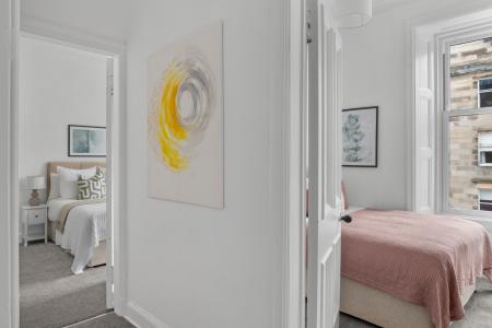 2 bedroom Flat for sale in Montpelier Park, Bruntsfield, Edinburgh, EH10