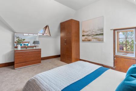 4 bedroom Flat for sale in Ramsay Garden, Old Town, Edinburgh, EH1