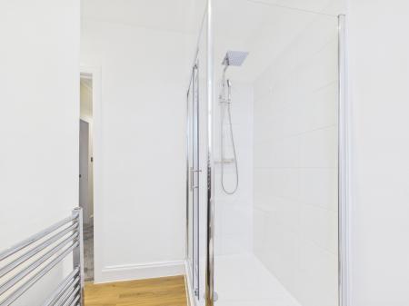 2 bedroom Flat to let in West Newington Place, Newington, Edinburgh, EH9