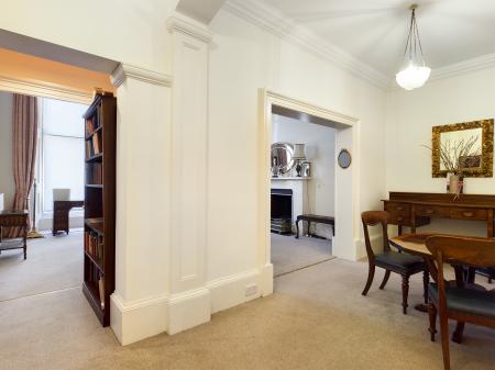 3 bedroom Flat to let in Moray Place, New Town, Edinburgh, EH3