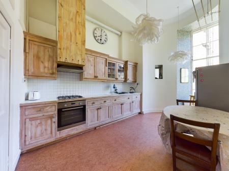 3 bedroom Flat to let in Moray Place, New Town, Edinburgh, EH3