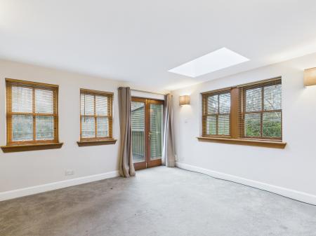 4 bedroom House to let in Coltbridge Avenue, Murrayfield, Edinburgh, EH12