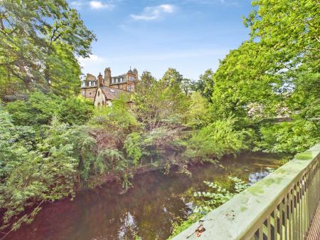 4 bedroom House to let in Coltbridge Avenue, Murrayfield, Edinburgh, EH12