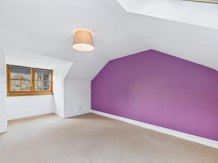 4 bedroom House to let in Coltbridge Avenue, Murrayfield, Edinburgh, EH12