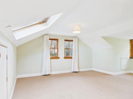 4 bedroom House to let in Coltbridge Avenue, Murrayfield, Edinburgh, EH12