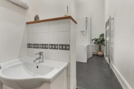 2 bedroom Flat for sale in Grosvenor Street, Edinburgh, EH12