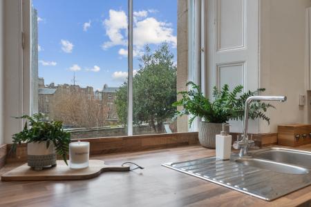 2 bedroom Flat for sale in Grosvenor Street, Edinburgh, EH12