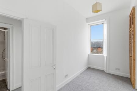 2 bedroom Flat for sale in St Leonard's Bank, Edinburgh, EH8