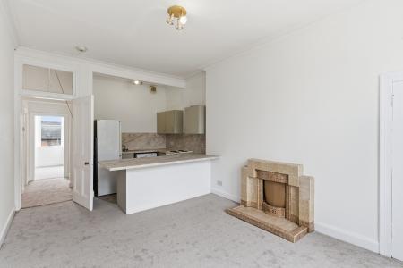 2 bedroom Flat for sale in St Leonard's Bank, Edinburgh, EH8