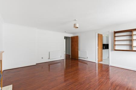 2 bedroom Flat for sale in Old Tolbooth Wynd, Edinburgh, EH8